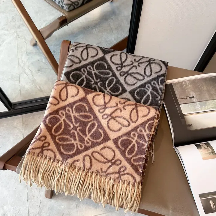 スーパーコピー ロエベ マフラー