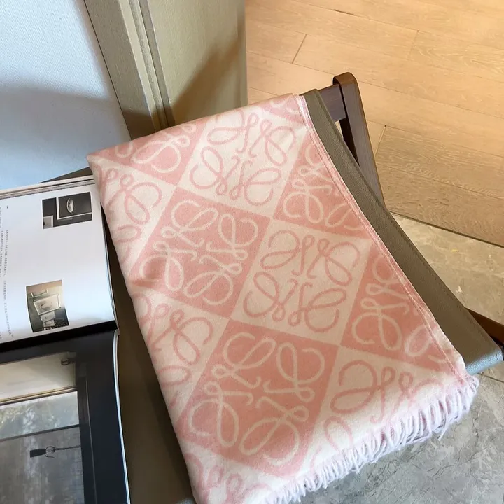 スーパーコピー ロエベ マフラー