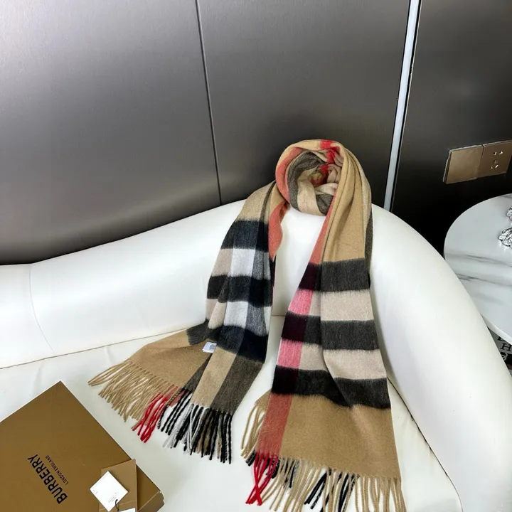 スーパーコピー バーバリー ス マフラー