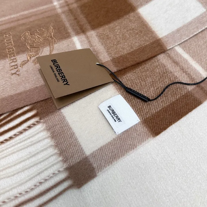 スーパーコピー バーバリー ス マフラー