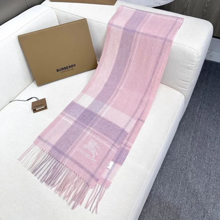 スーパーコピー バーバリー ス マフラー