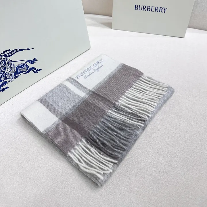 スーパーコピー バーバリー ス マフラー