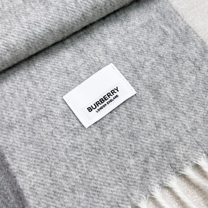 スーパーコピー バーバリー ス マフラー