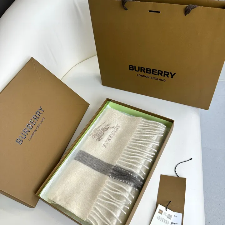 スーパーコピー バーバリー ス マフラー