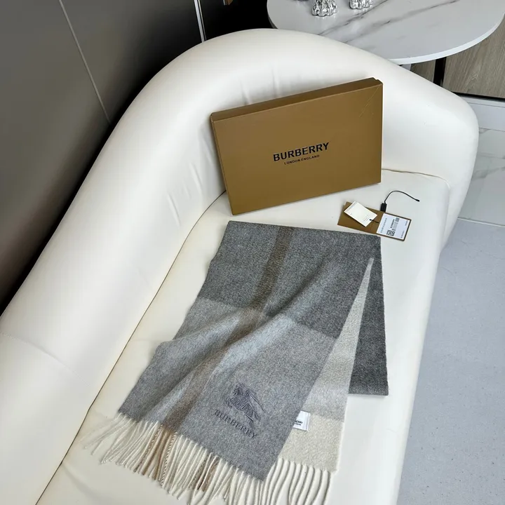 スーパーコピー バーバリー ス マフラー