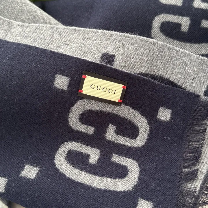 スーパーコピー グッチ マフラー