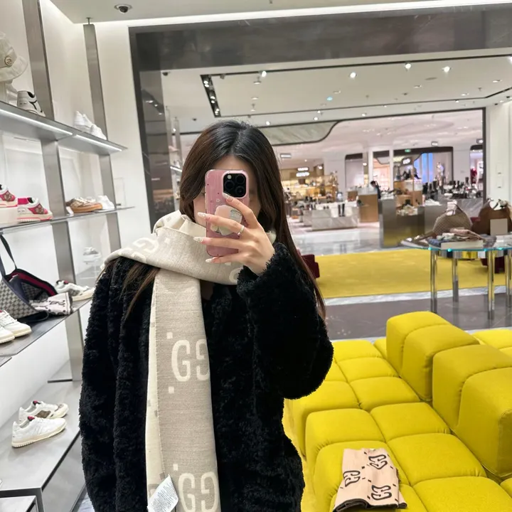 スーパーコピー グッチ マフラー