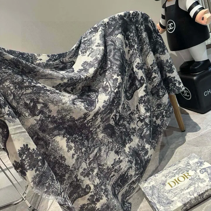 スーパーコピー ディオール マフラー