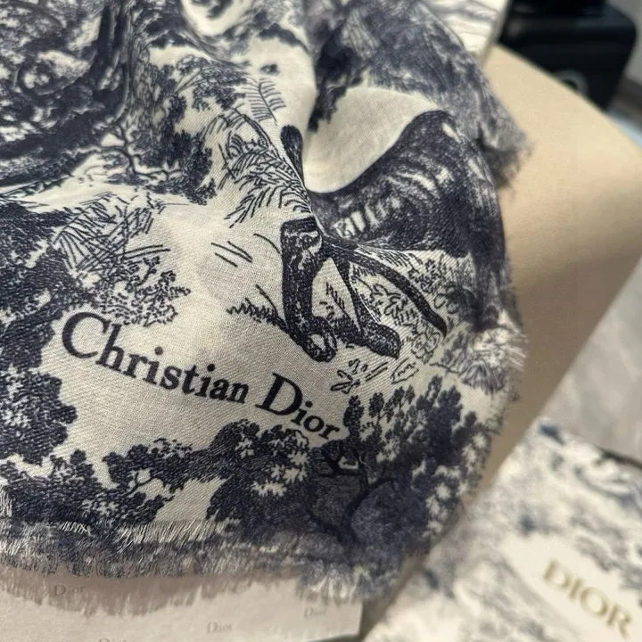 スーパーコピー ディオール マフラー