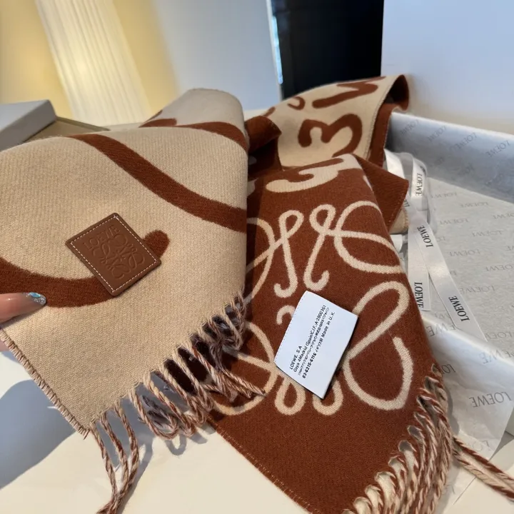 スーパーコピー ロエベ マフラー