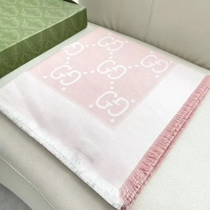 スーパーコピー グッチ マフラー