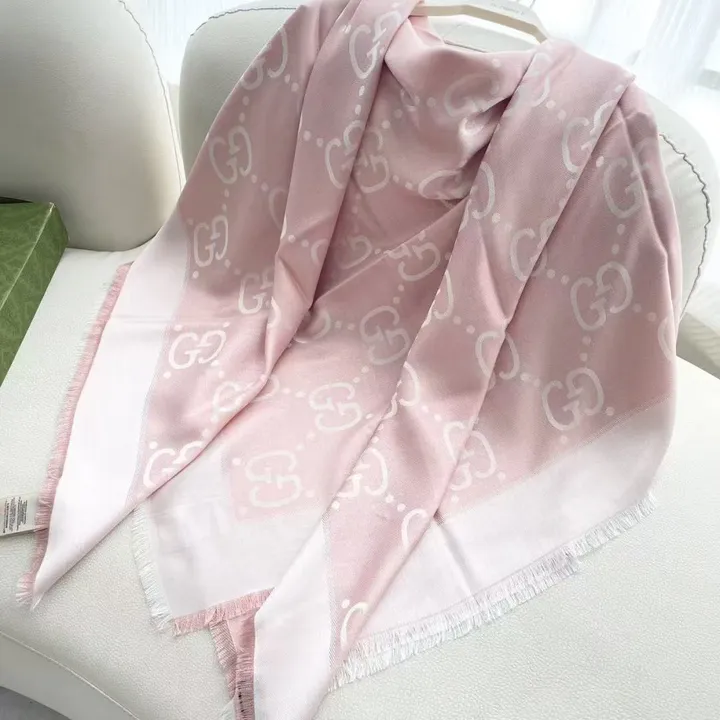 スーパーコピー グッチ マフラー