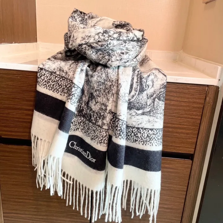 スーパーコピー ディオール マフラー