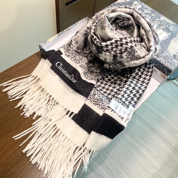 スーパーコピー ディオール マフラー