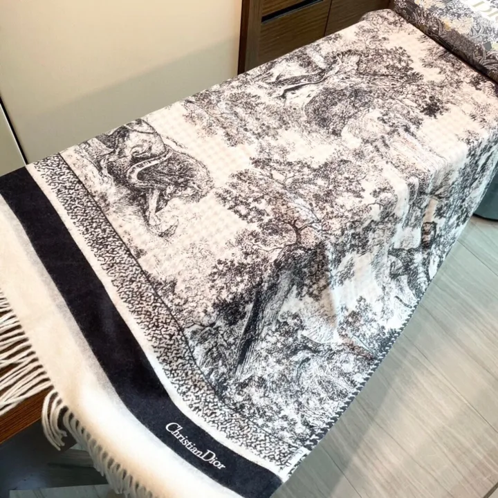 スーパーコピー ディオール マフラー