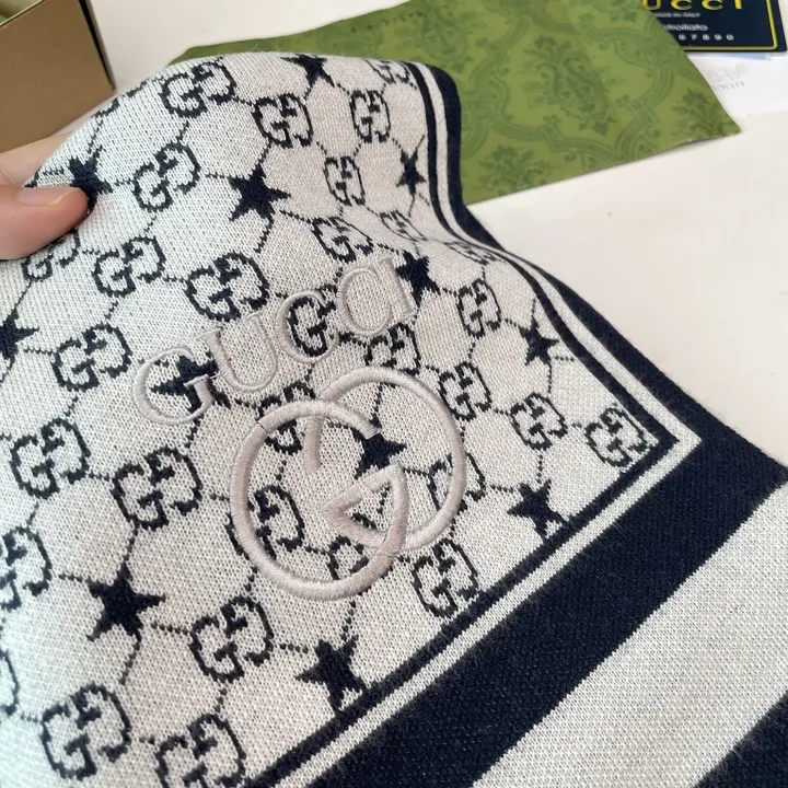 スーパーコピー グッチ マフラー