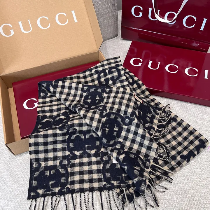 スーパーコピー グッチ マフラー