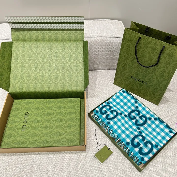 スーパーコピー グッチ マフラー