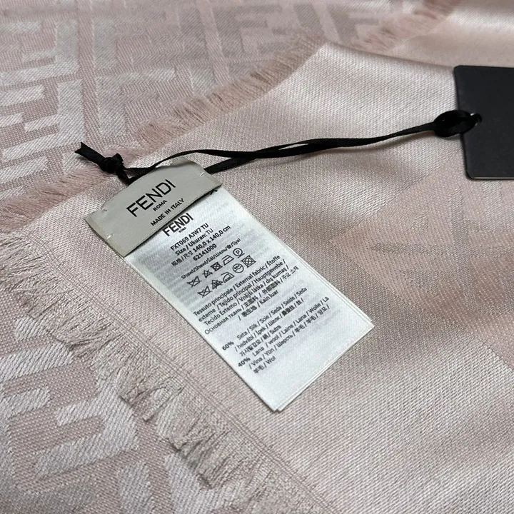 スーパーコピー フェンディ マフラー