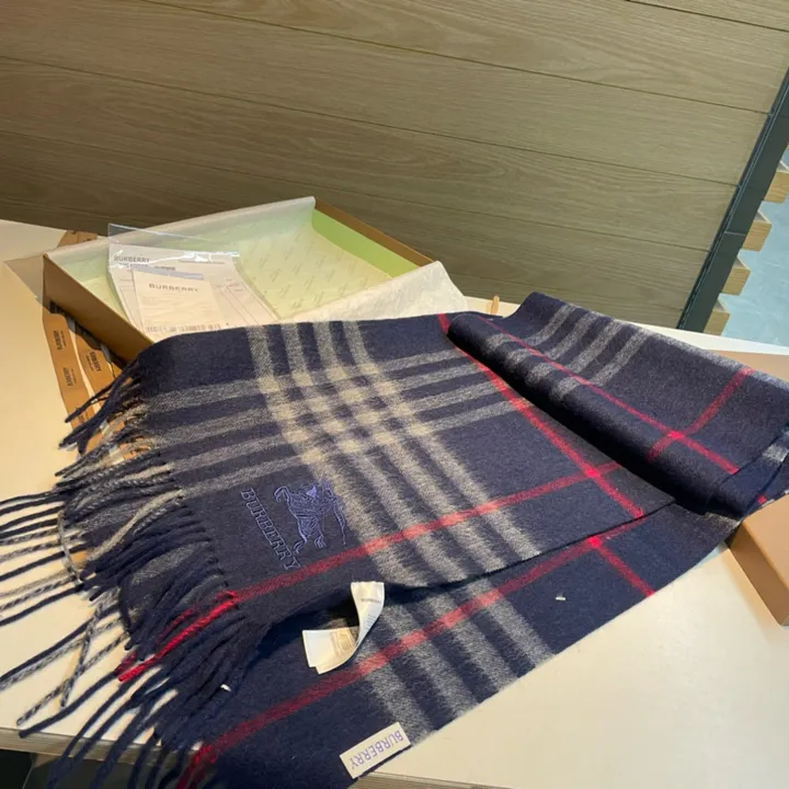 スーパーコピー バーバリー ス マフラー