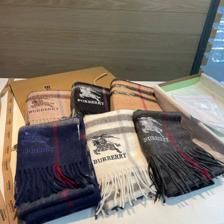 スーパーコピー バーバリー ス マフラー