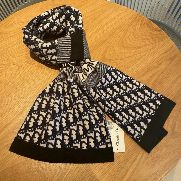 スーパーコピー グッチ マフラー