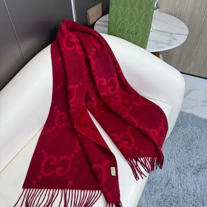 スーパーコピー グッチ マフラー