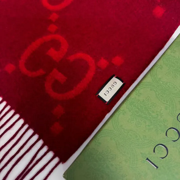 スーパーコピー グッチ マフラー