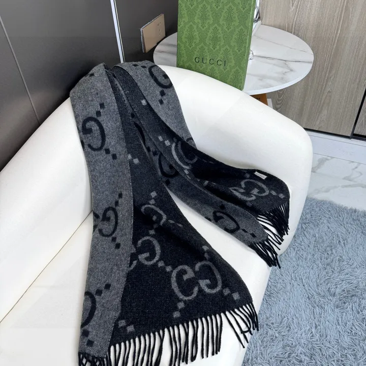 スーパーコピー グッチ マフラー