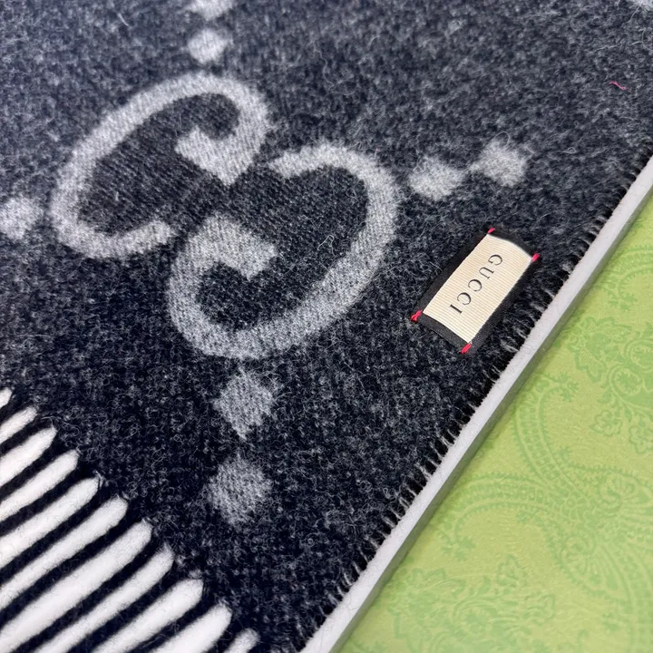 スーパーコピー グッチ マフラー