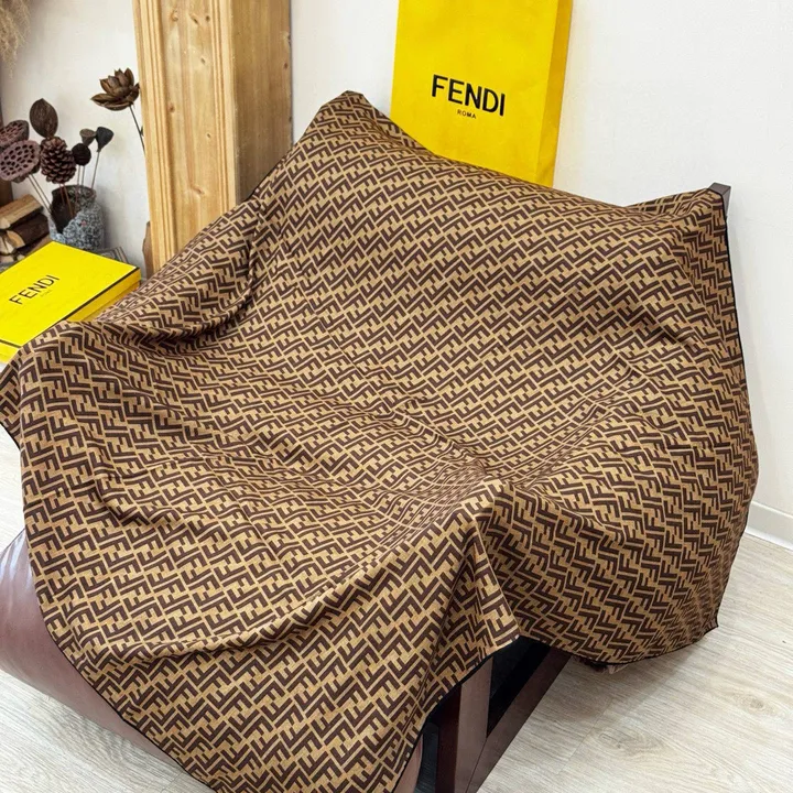 スーパーコピー フェンディ マフラー