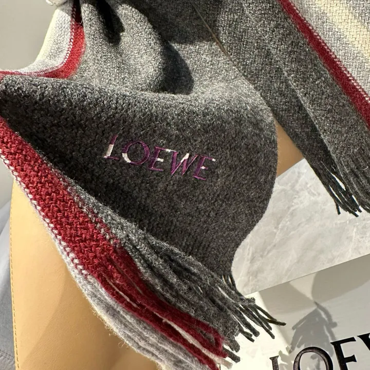 スーパーコピー ロエベ マフラー