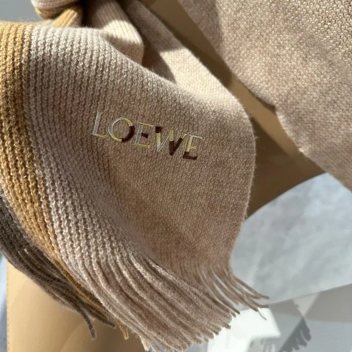 スーパーコピー ロエベ マフラー