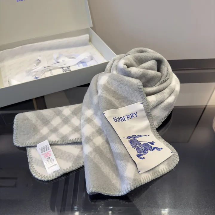 スーパーコピー バーバリー ス マフラー