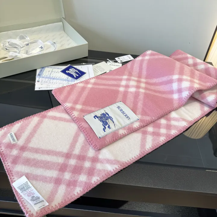 スーパーコピー バーバリー ス マフラー