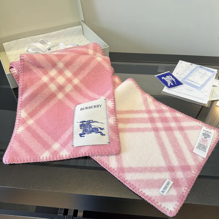 スーパーコピー バーバリー ス マフラー