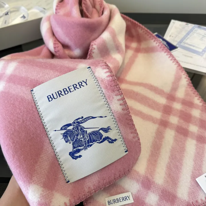 スーパーコピー バーバリー ス マフラー