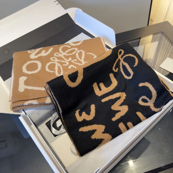 スーパーコピー ロエベ マフラー