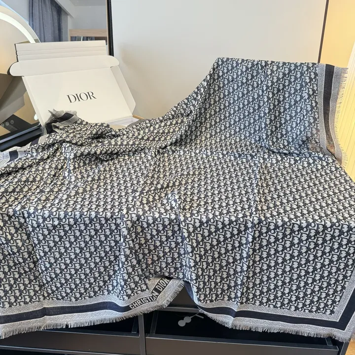 スーパーコピー ディオール マフラー