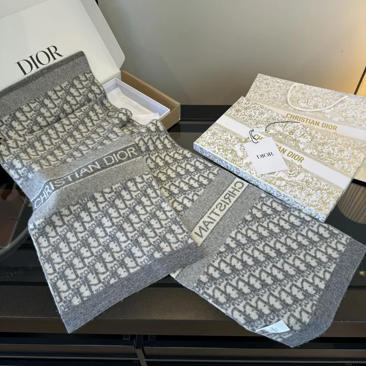 スーパーコピー ディオール マフラー