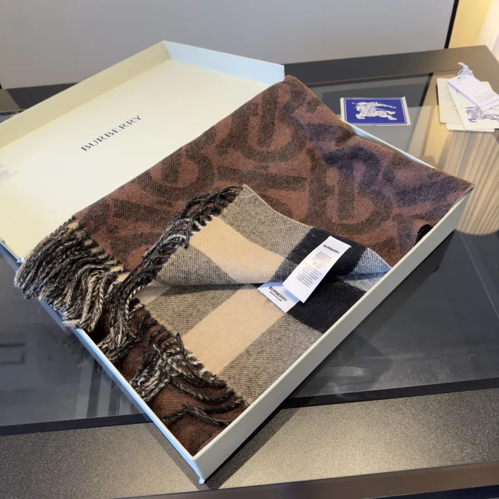 スーパーコピー バーバリー ス マフラー