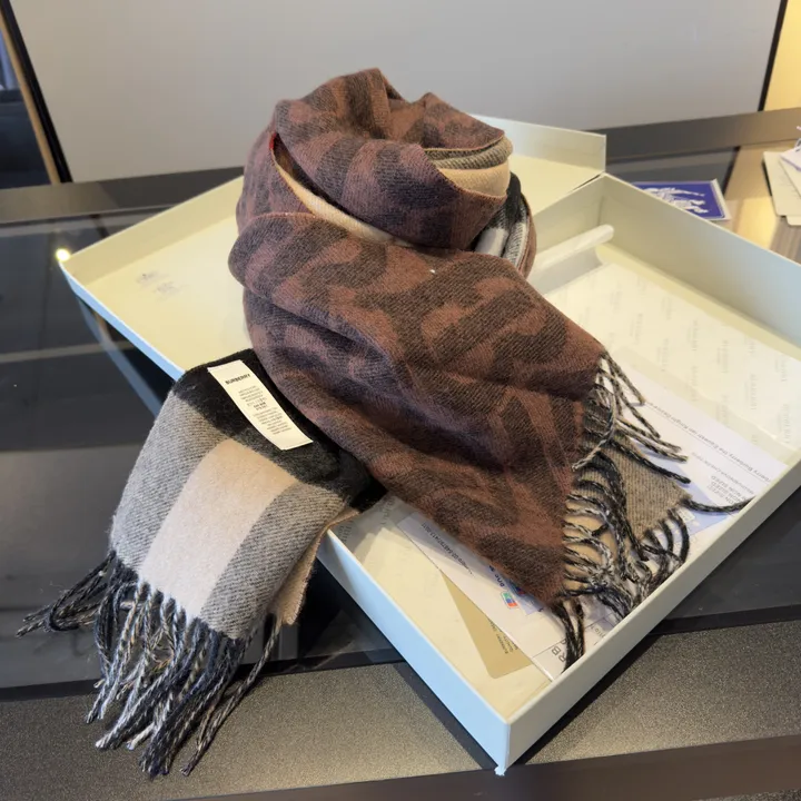 スーパーコピー バーバリー ス マフラー