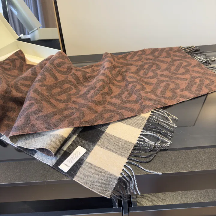 スーパーコピー バーバリー ス マフラー