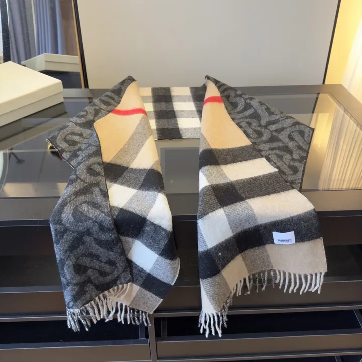 スーパーコピー バーバリー ス マフラー