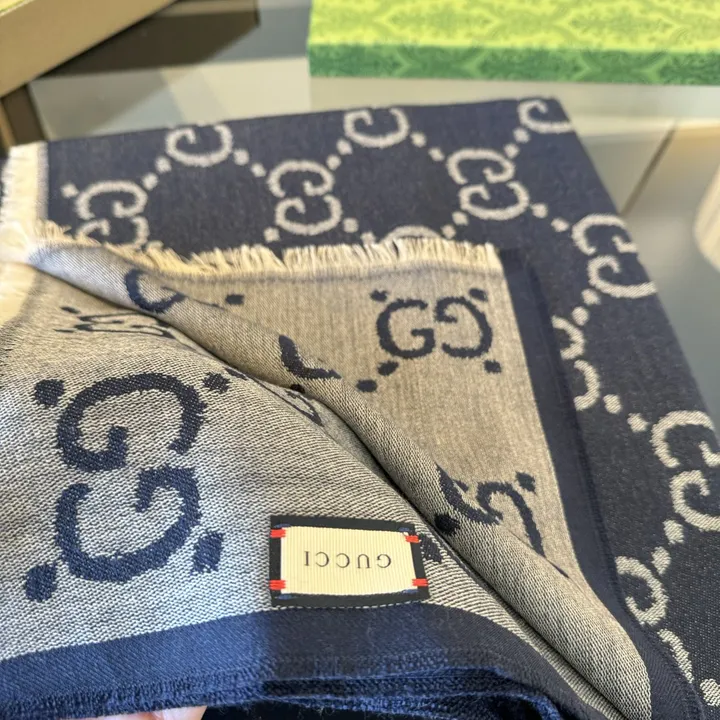 スーパーコピー グッチ マフラー