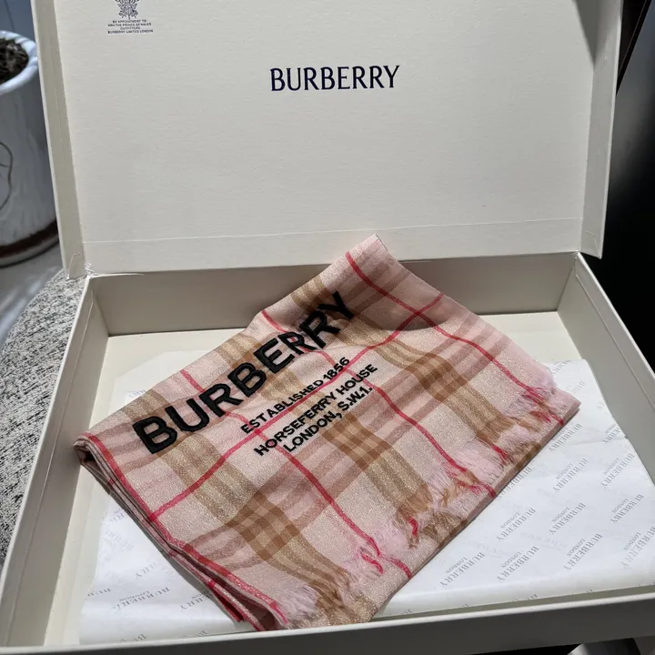 スーパーコピー バーバリー ス マフラー