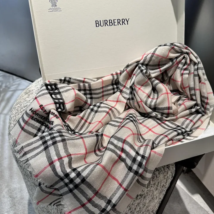 スーパーコピー バーバリー ス マフラー