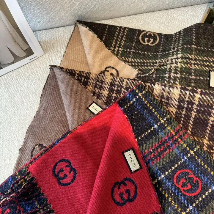 スーパーコピー グッチ マフラー