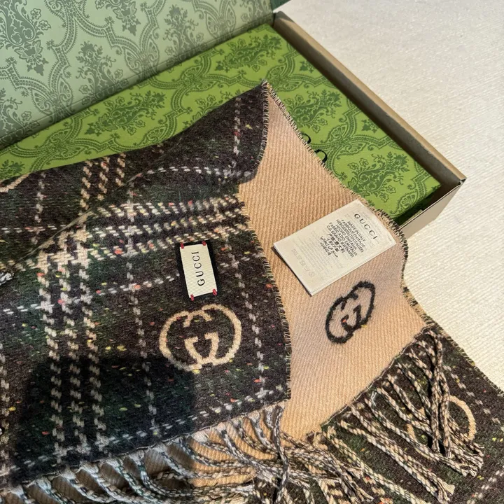 スーパーコピー グッチ マフラー