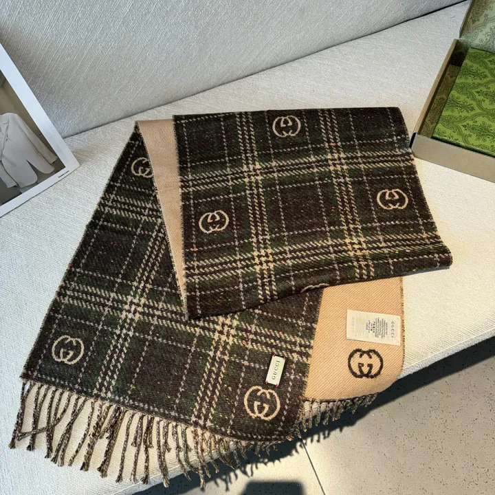 スーパーコピー グッチ マフラー